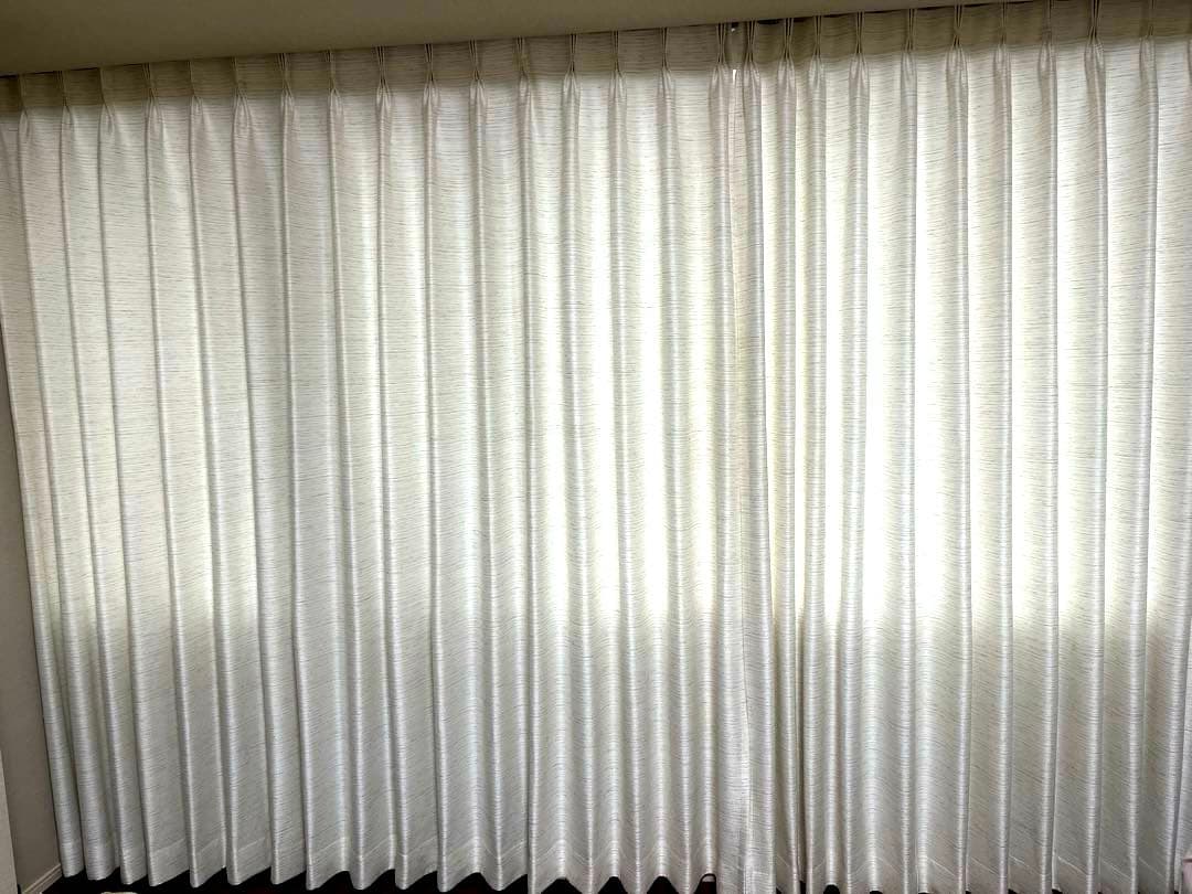 KEYUKA ホワイト プリーツカーテン　４枚セット
