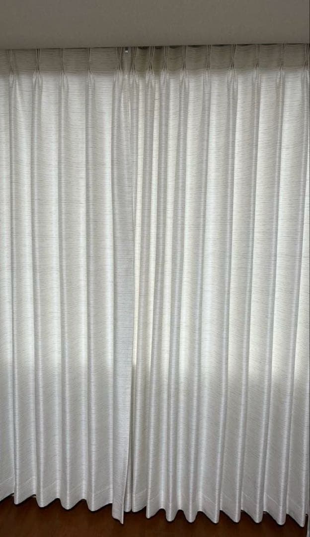 KEYUKA ホワイト プリーツカーテン　４枚セット