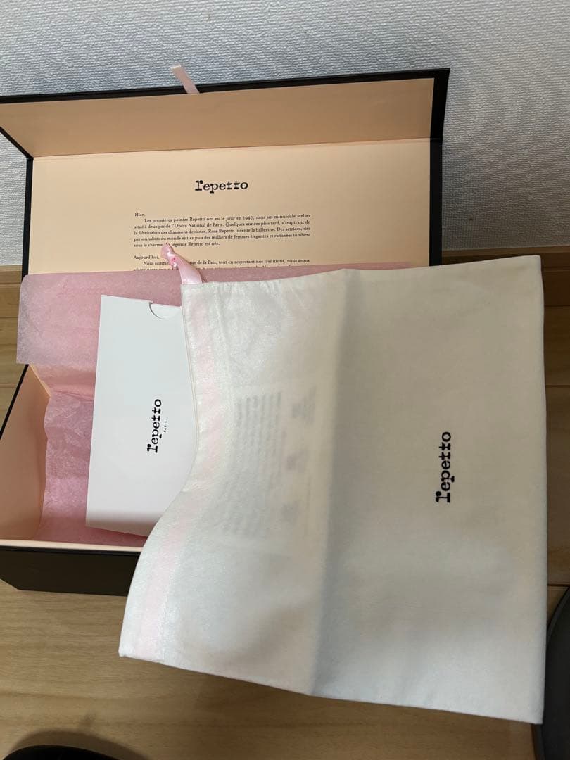 レペット LILI バレエシューズ BALLGOM Noir 37 フラット