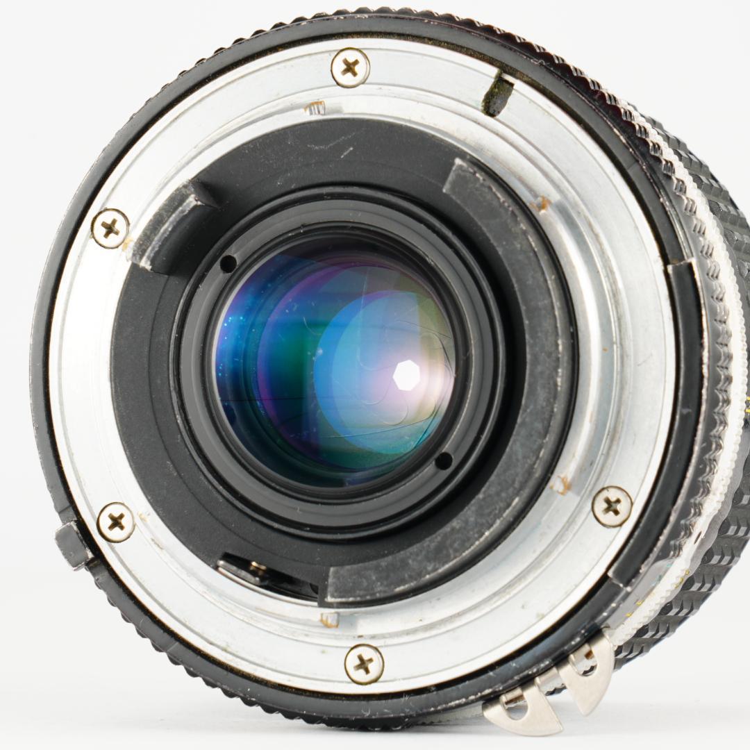 しっとりとした描写 Nikon AI Nikkor 24mm f2.8 228