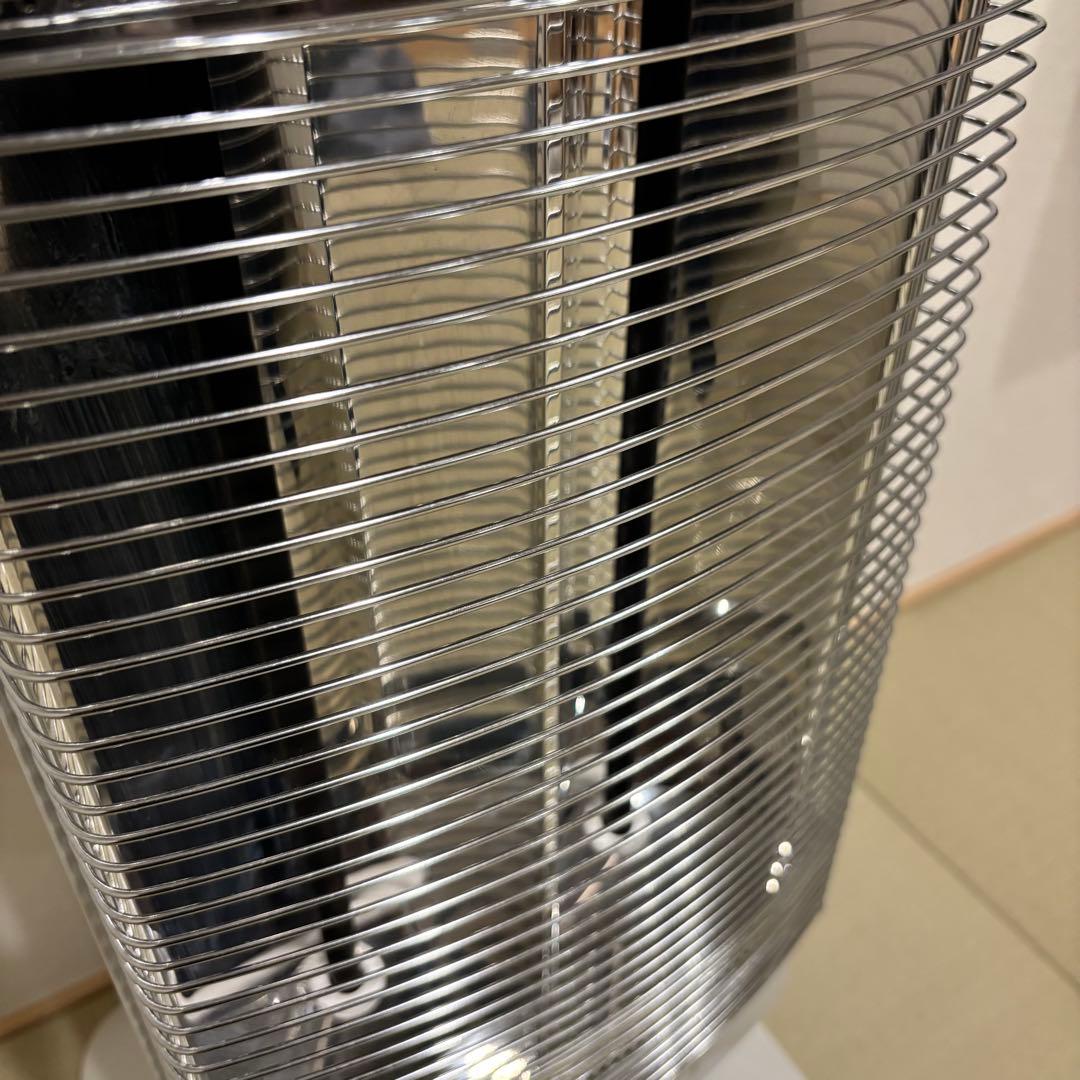 コロナ　コアヒート　遠赤外線ストーブ　電気ストーブ（2021年式）