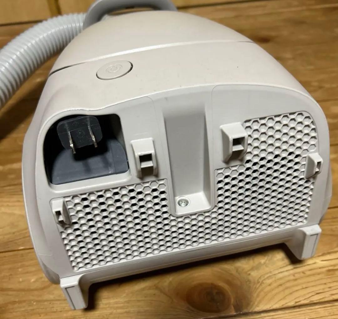 パナソニック 掃除機 2024年製 紙パック式