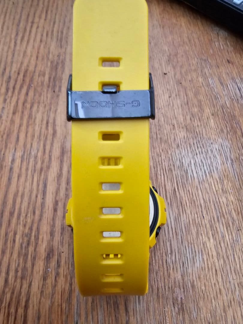 CASIO G-SHOCK イエロー腕時計☆記念モデル❓️
