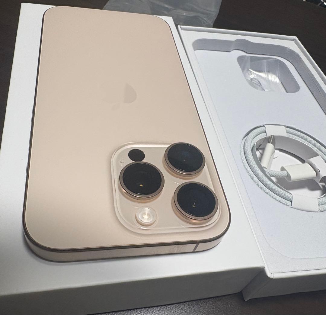 （美品）Apple iPhone 16 Pro 128GB デザートチタニウム