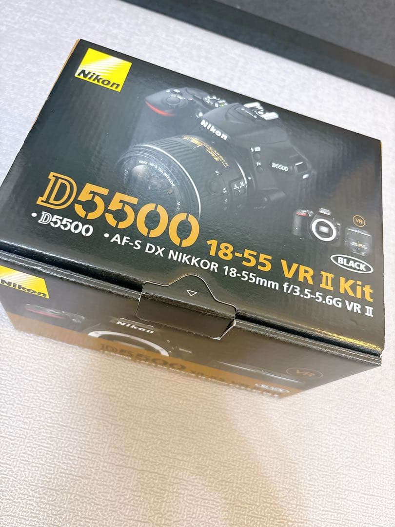 【美品】【ショット数2515枚】ニコン Nikon D5500 レンズキット