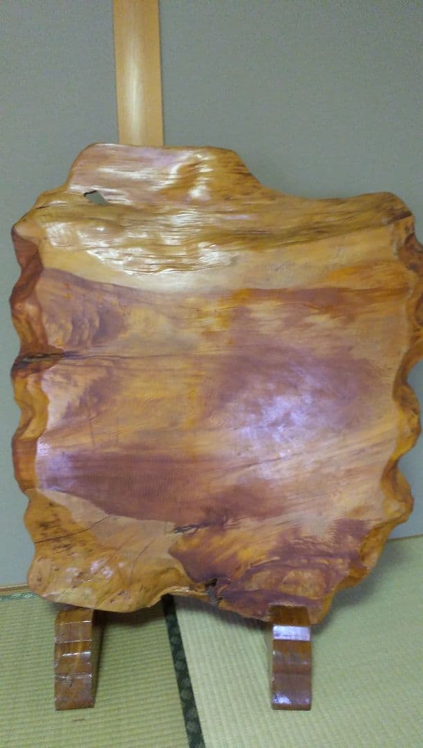 【新たに値下げ】大変貴重な1枚板の木製衝立