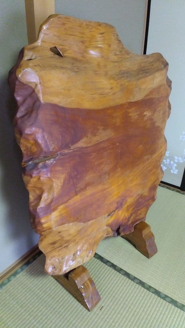 【新たに値下げ】大変貴重な1枚板の木製衝立