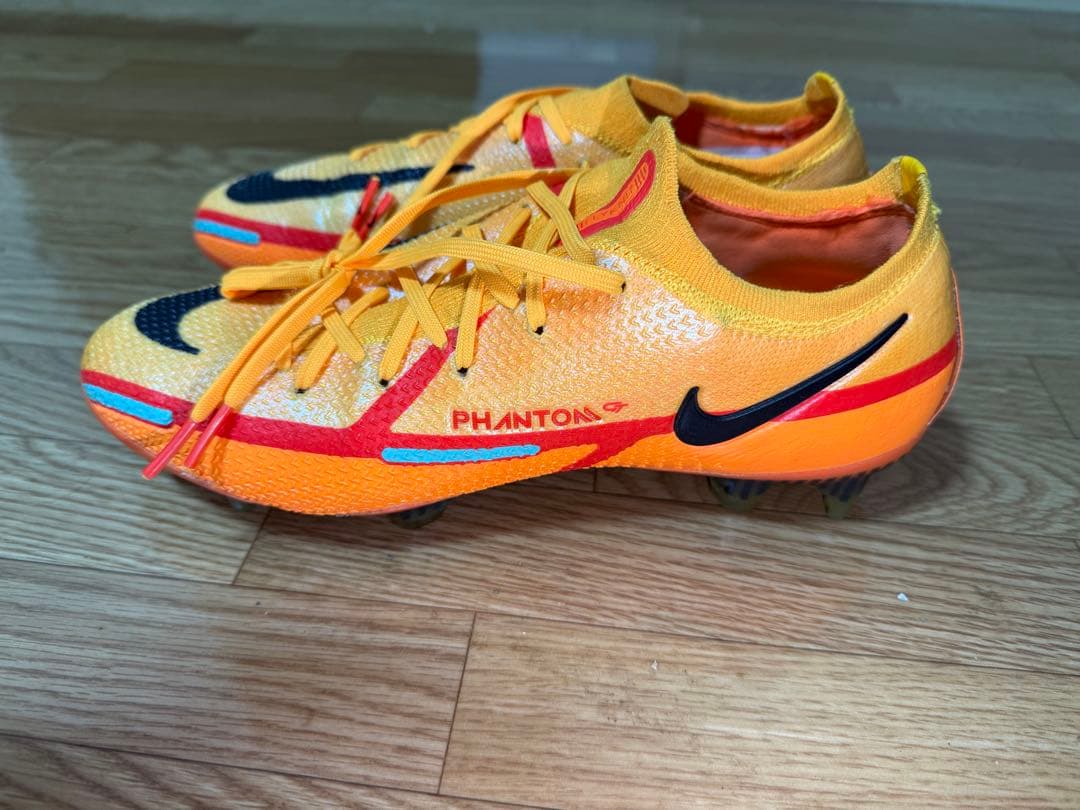 NIKE ファントム GT2 エリート FG