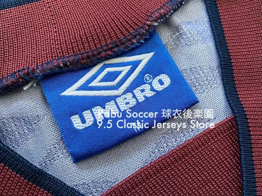 ウンブリア 90s トレーニング ユニフォーム