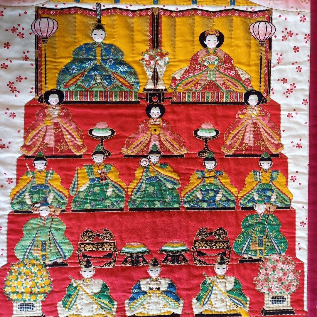 お雛様6段飾りキルトタペストリー