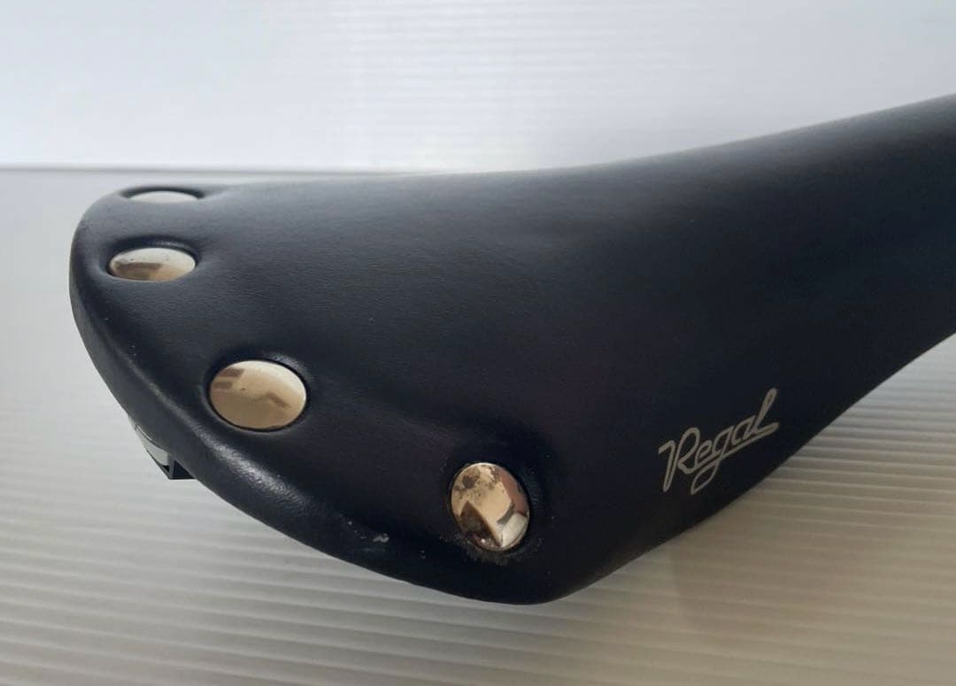 サンマルコ リーガル ブラックレザー、シルバーカラー鋲仕様