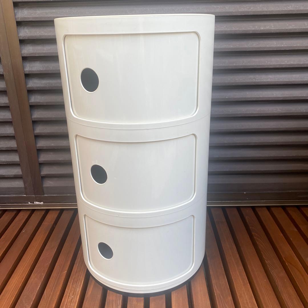 カルテル コンポニビリ　3段　中古　状態悪い