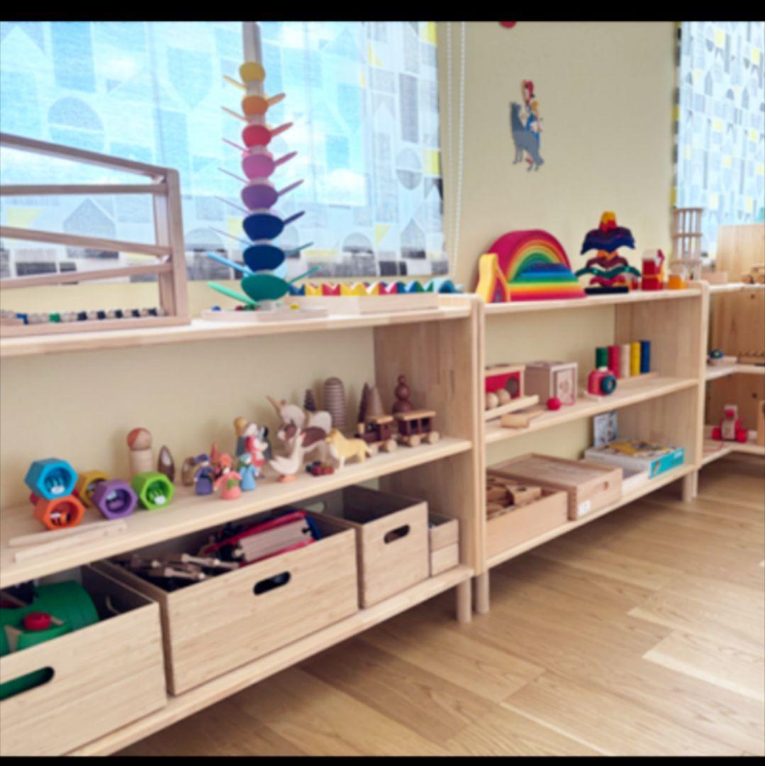 あひる　絵本棚　✨　おもちゃ棚　木製棚　ウッドシェルフ　モンテッソーリ