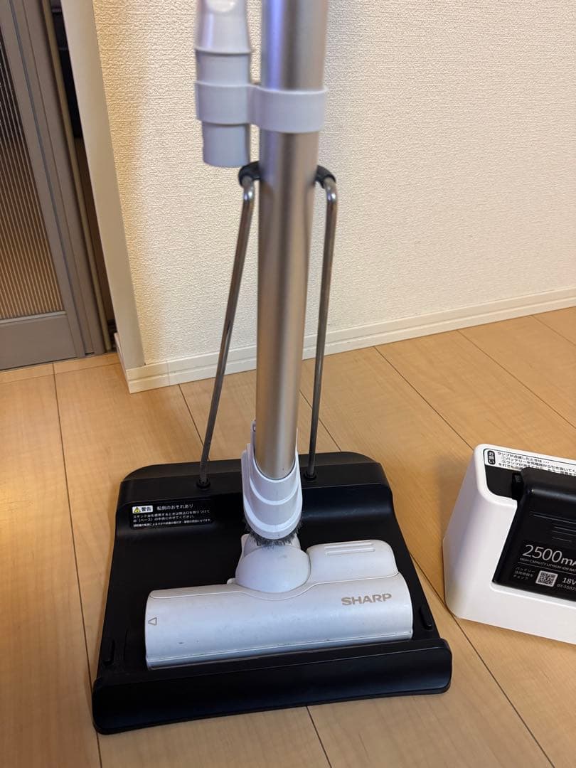 SHARP スティッククリーナー EC-AR8