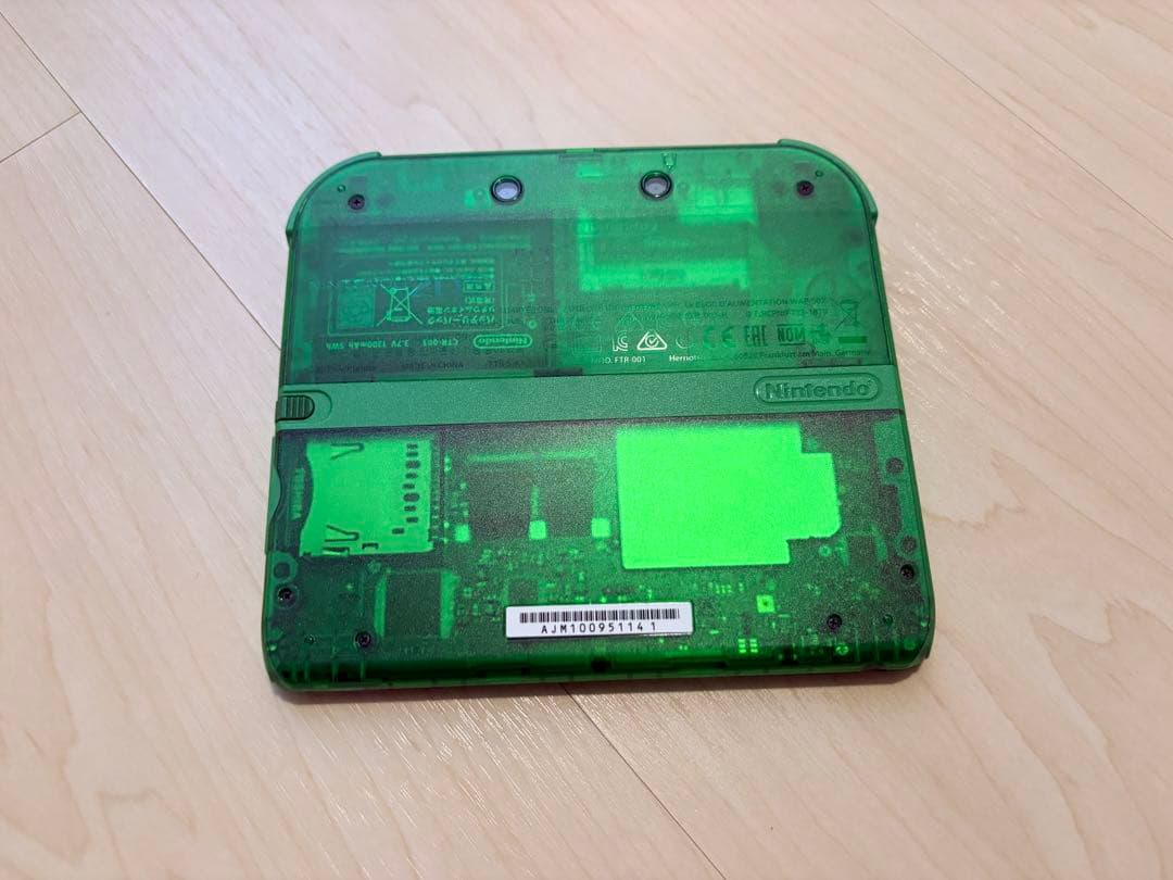 美品 ニンテンドー2DS『ポケットモンスター 緑』限定パック