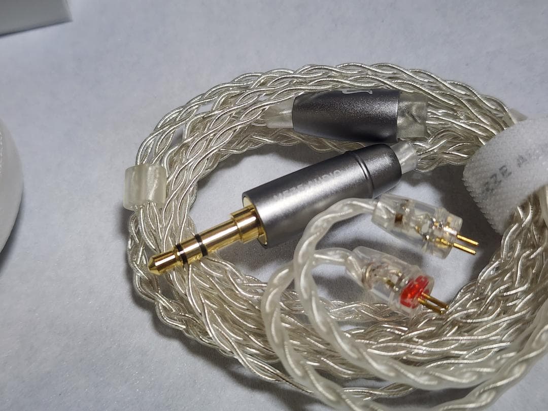 イヤホン Meze Audio ALBA