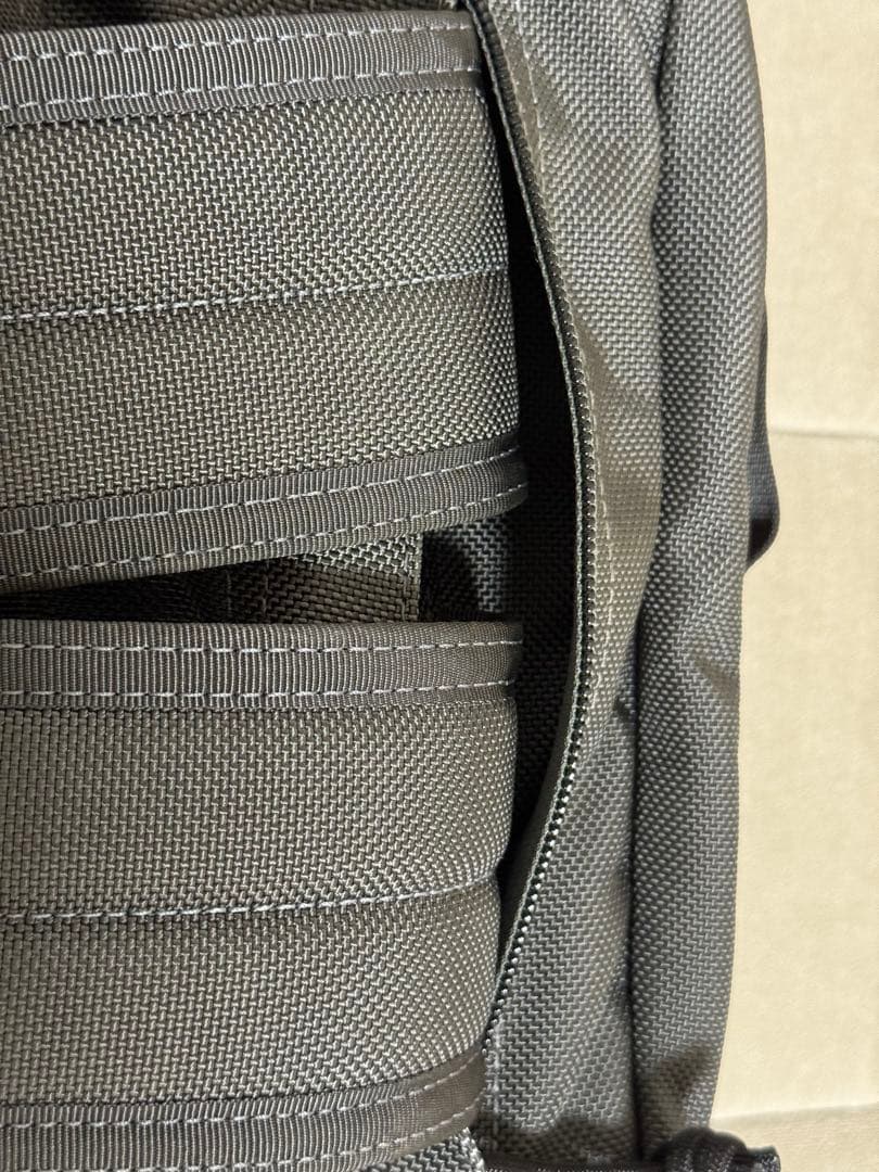 BRIEFING×TOMORROWLAND NEOTRINITY LINER値下