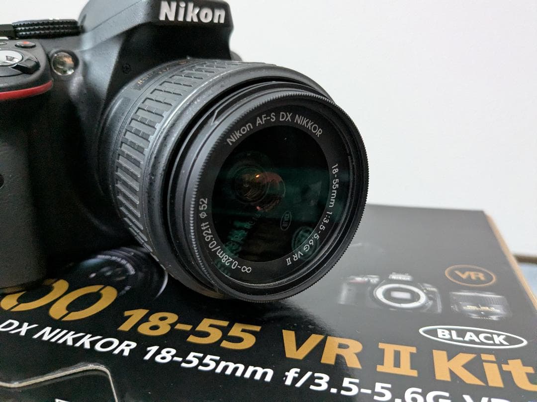 Nikon D5300 レンズキット 美品 ショット数6552 付属品完備