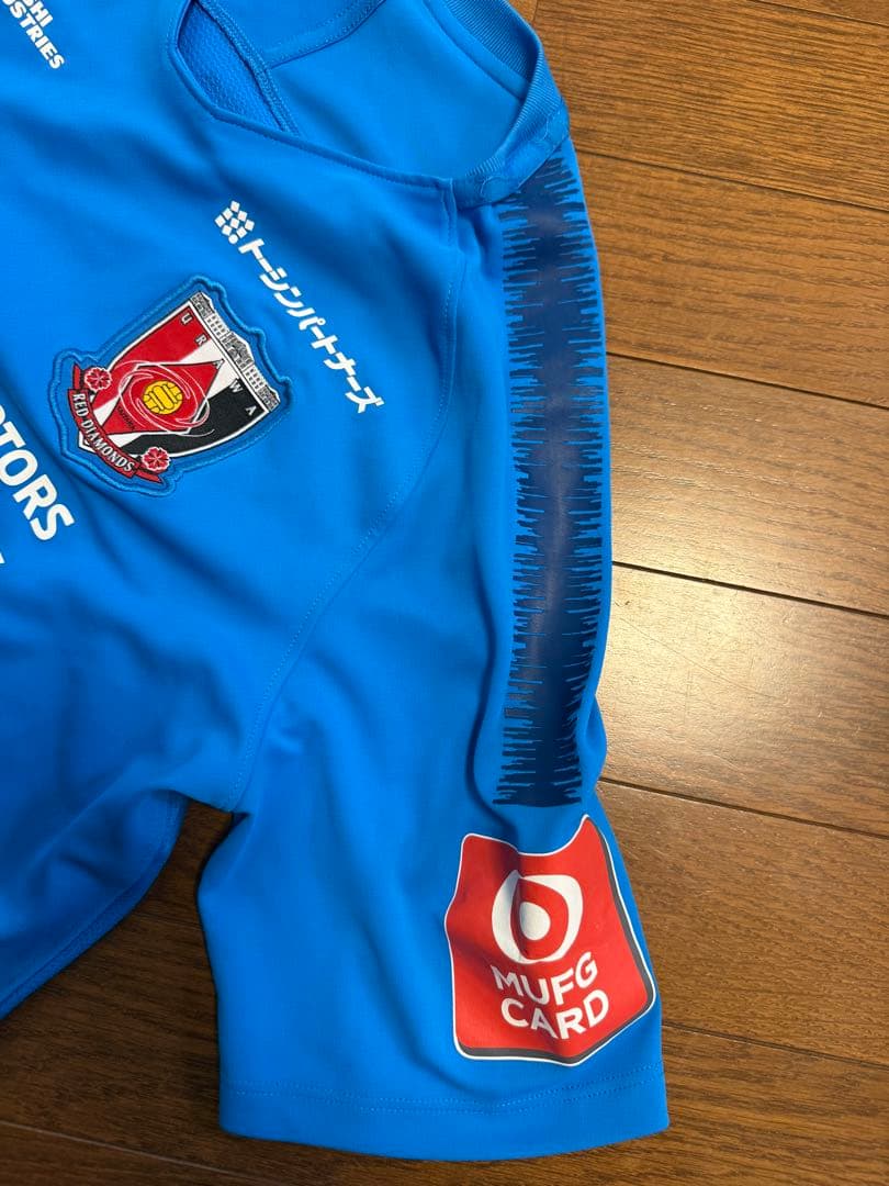 浦和レッズ　練習着