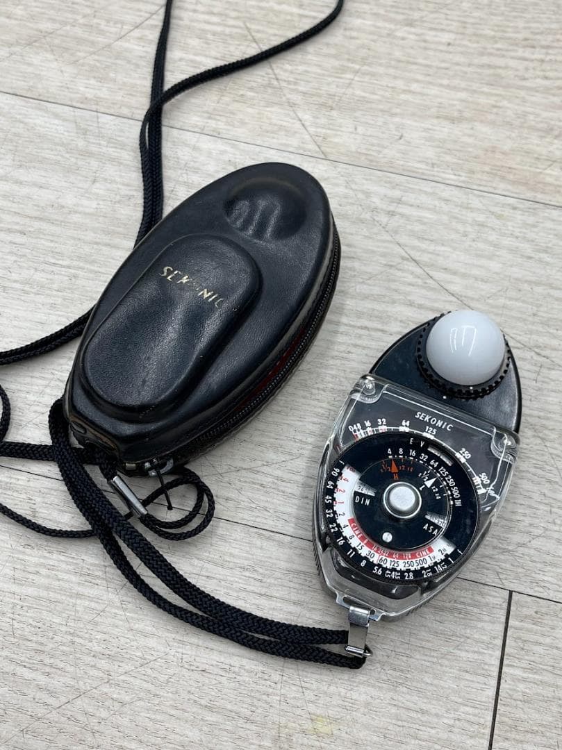 MAMIYA C33 2眼レフカメラ プロフェッショナル SEKONIC 露出計