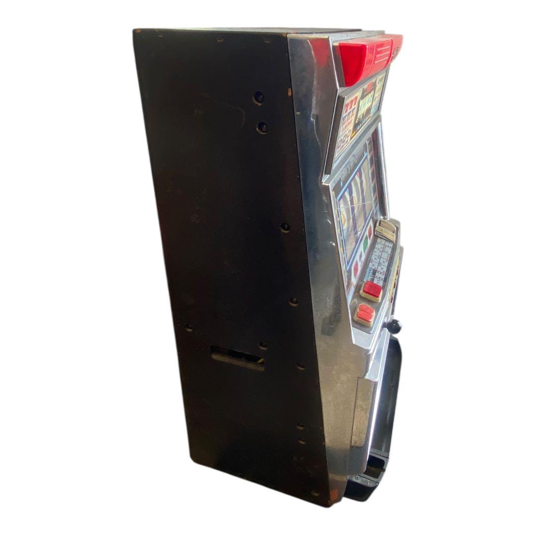 ⭐️パチスロ実機　サンダーV 不要機 ドア 設定キーあり 家庭用電源