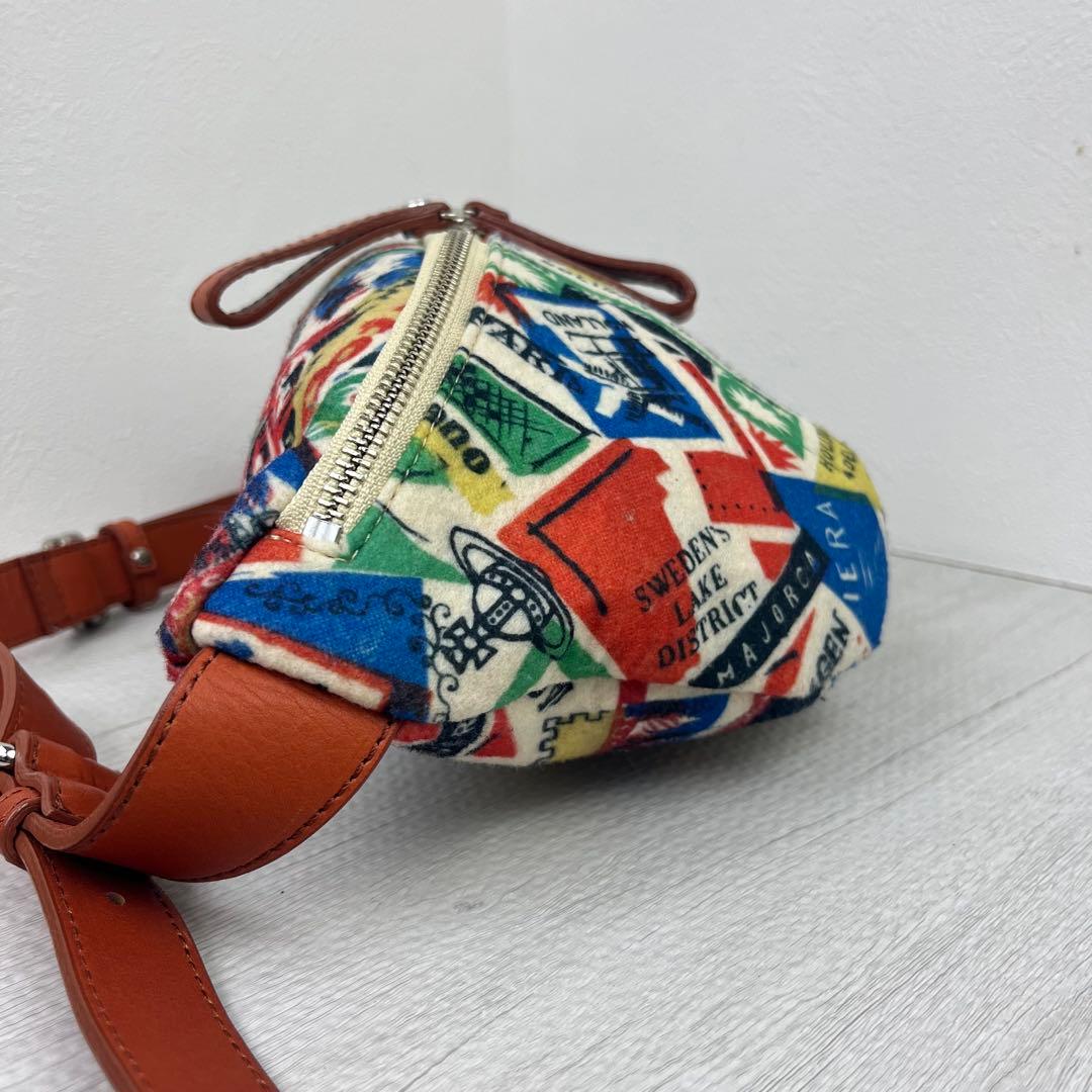 極美品✨ ヴィヴィアンウエストウッド ボディバッグ ショルダーバッグ 総柄