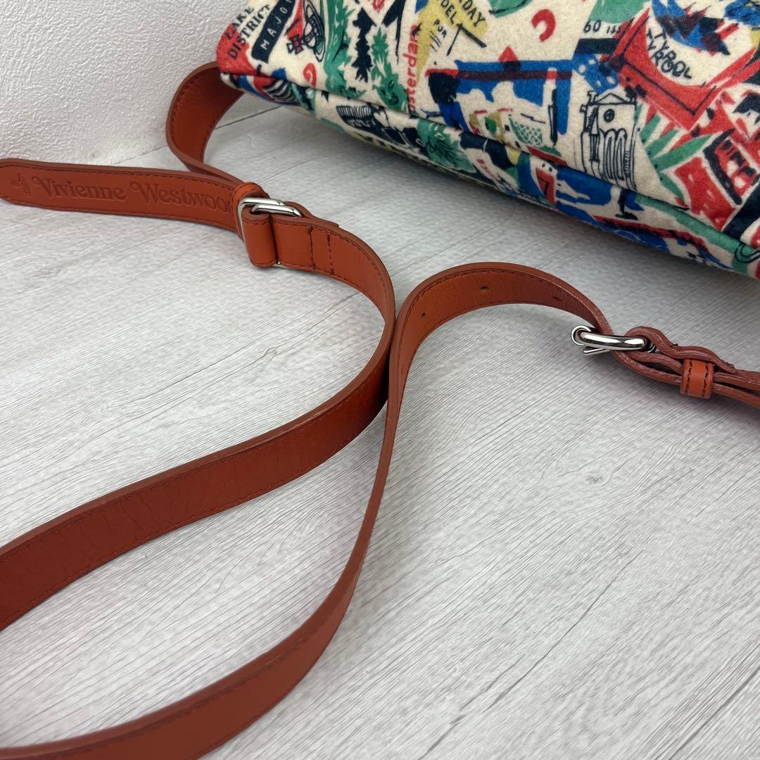 極美品✨ ヴィヴィアンウエストウッド ボディバッグ ショルダーバッグ 総柄