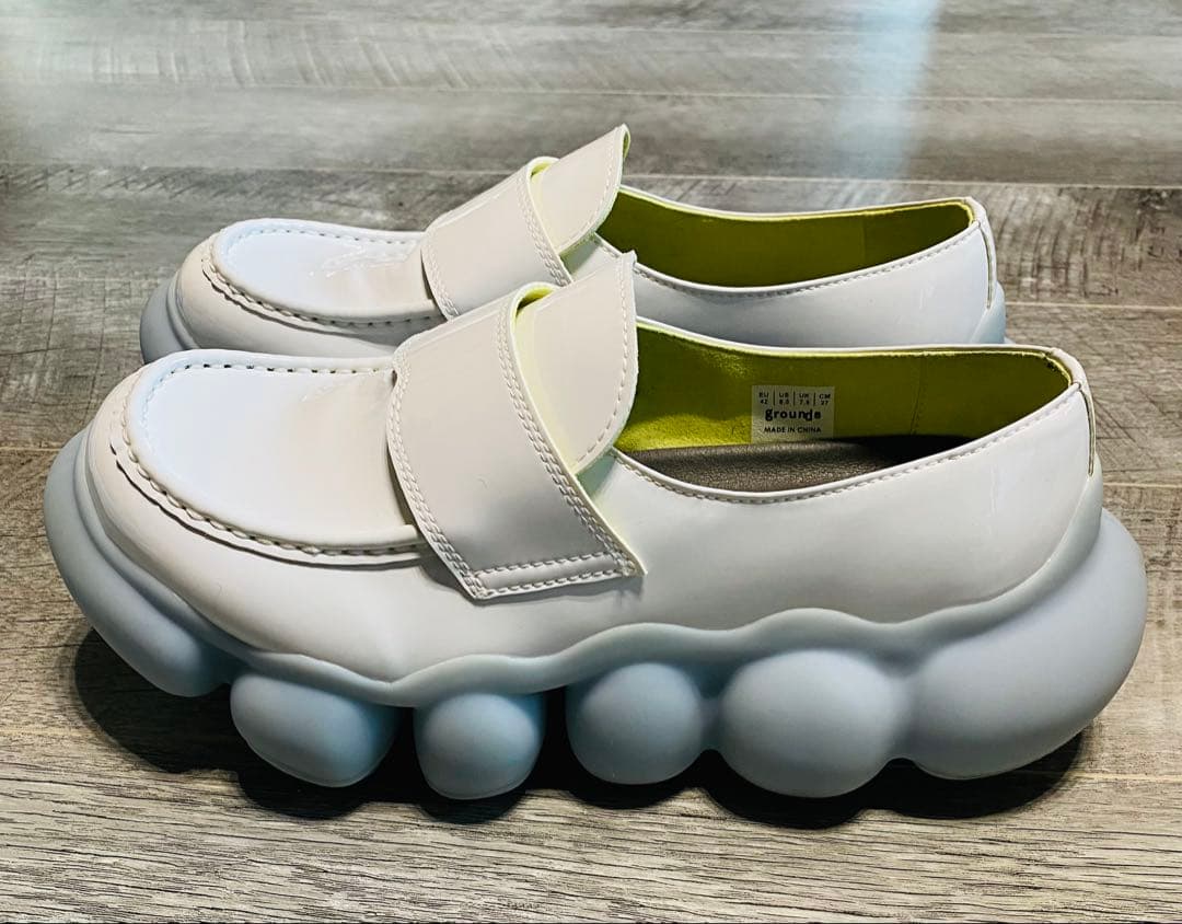 grounds ジュエルローファー(ホワイト 厚底 ローファー 合成皮革)
