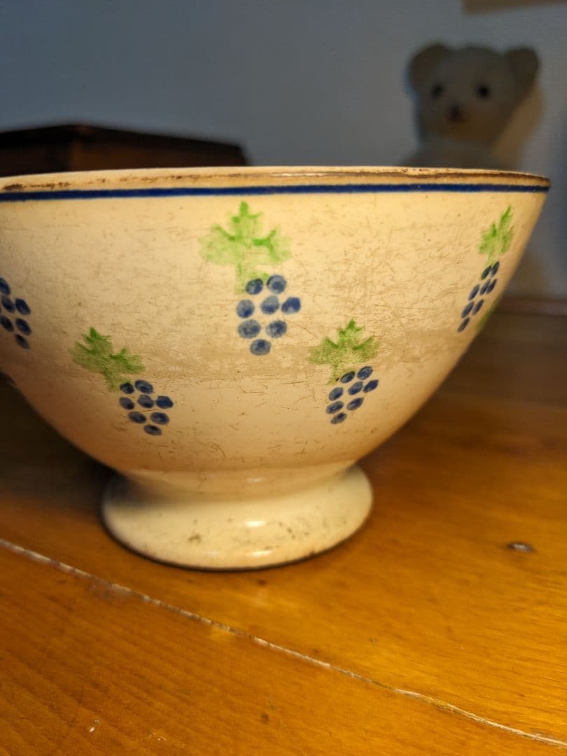 青い鳥　ぶどう柄のカフェオレボウル　フランスアンティーク