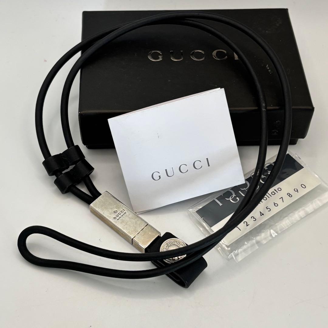 GUCCI ネックストラップ
