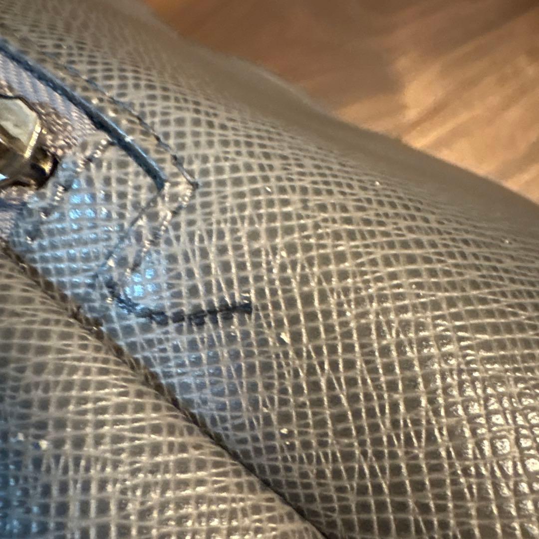 Louis Vuitton グレー ショルダーバッグ