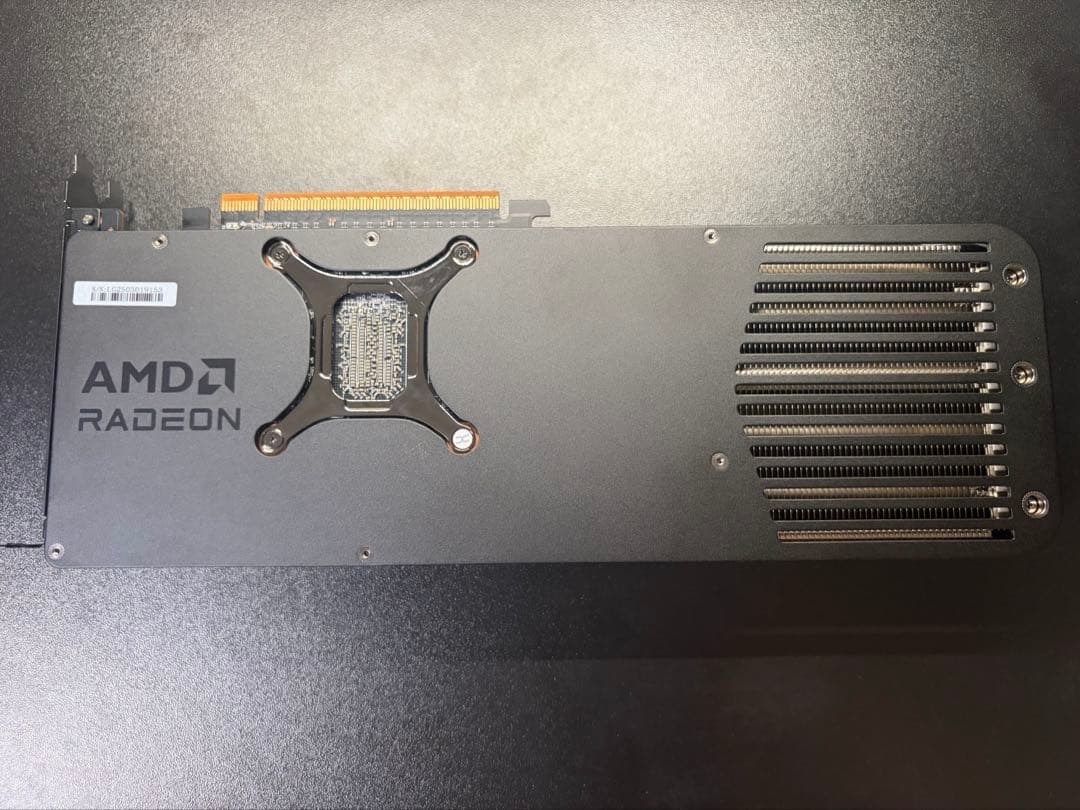 Radeon RX9070 玄人志向