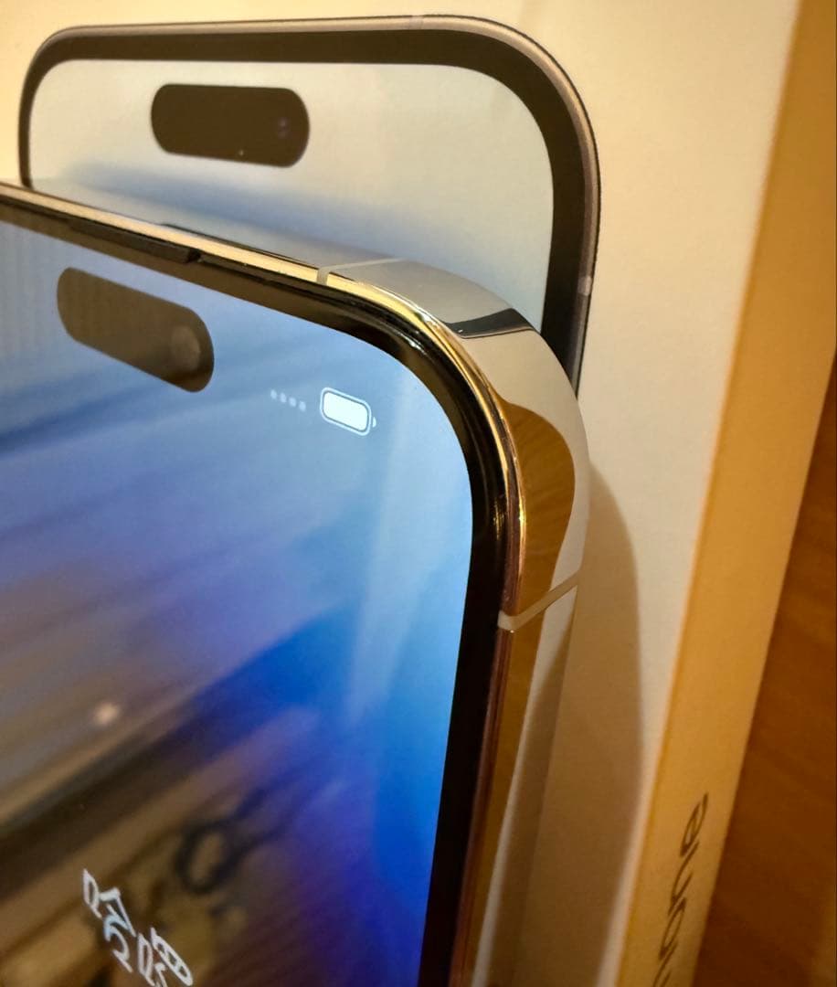 美品　Apple iPhone 14 Pro シルバー 本体 256GB