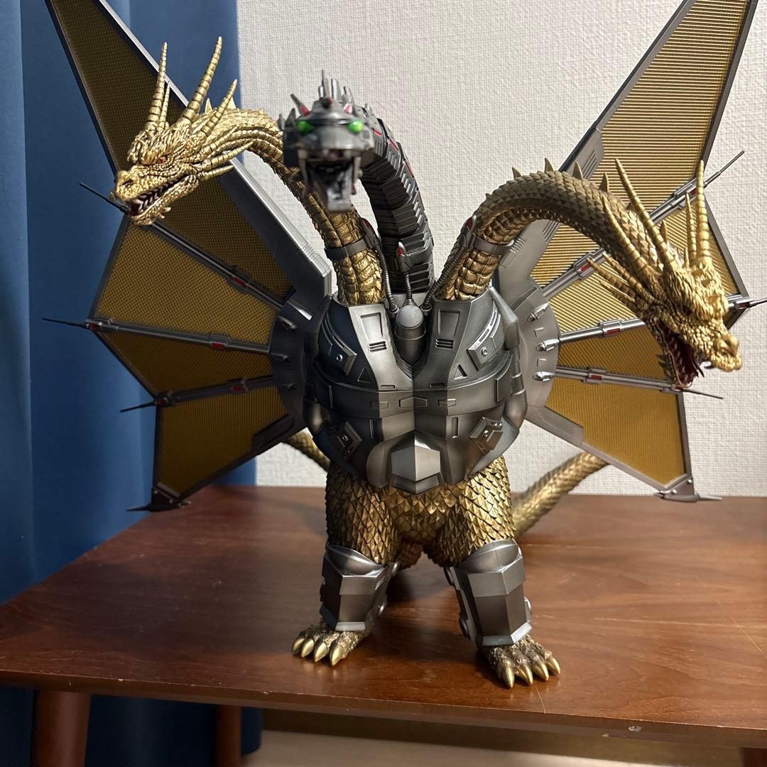 一番くじ　メカキングギドラ