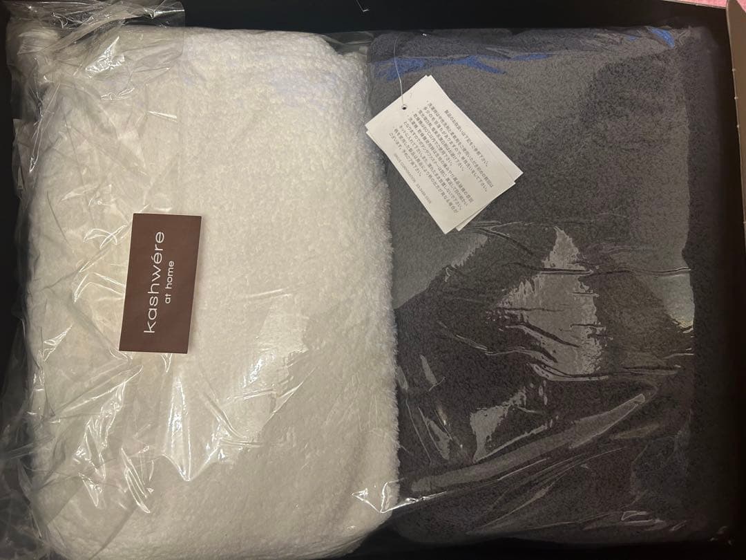 新品未使用kashwére×ベンツ　ブランケット