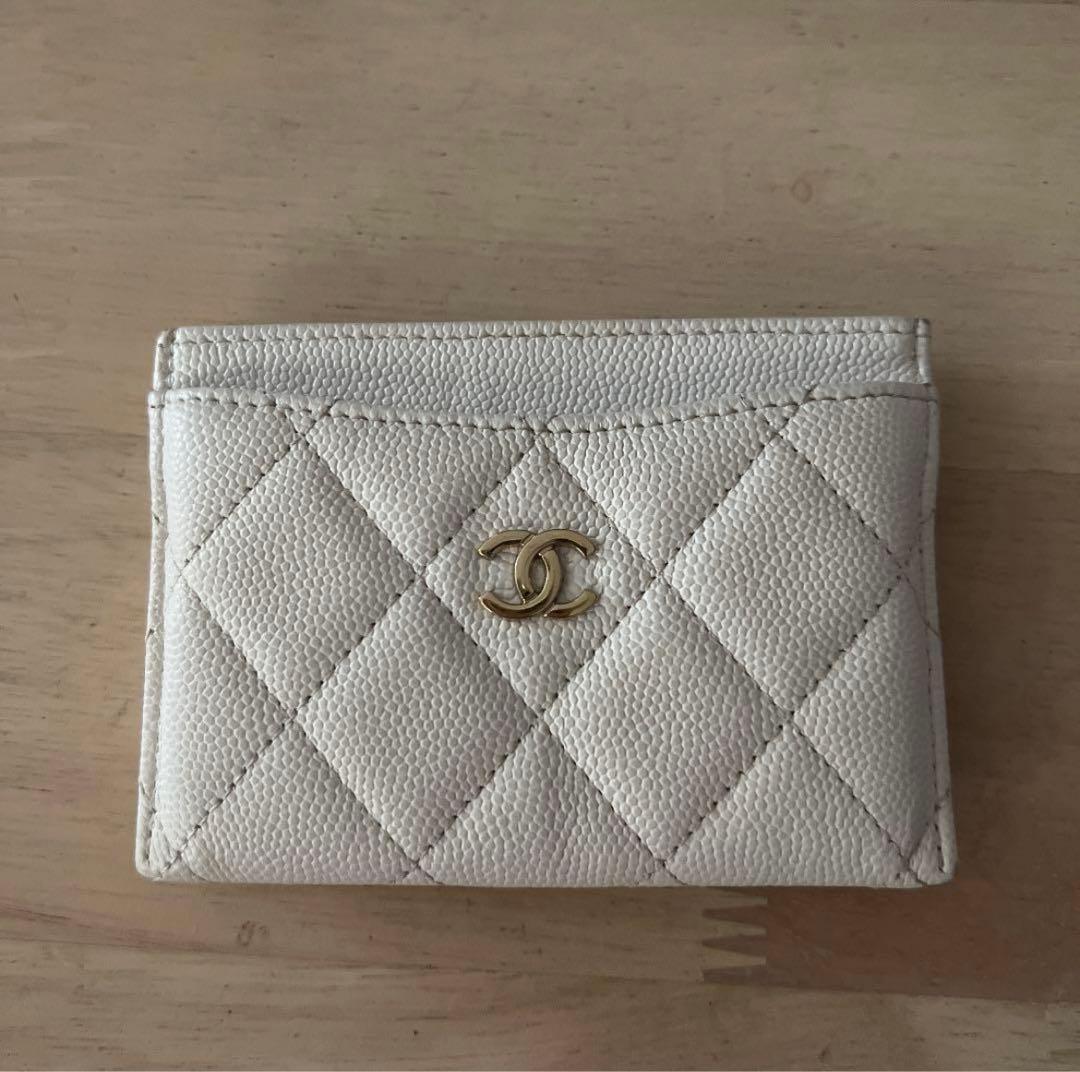 シャネル　名刺入れ　キャビアスキン