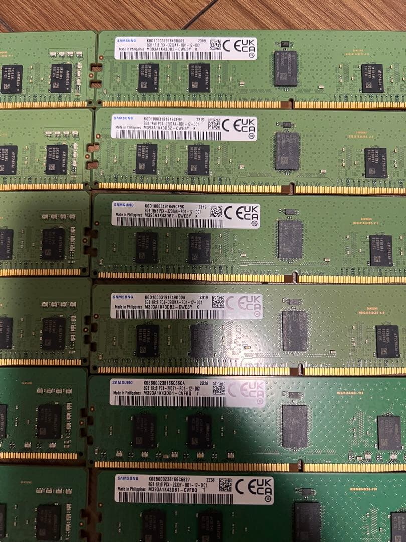 パソコン　メモリ　8GB16枚、16GB12枚　合計28枚セット