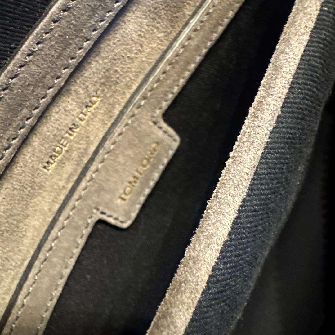 トムフォードグレー スエード ビジネスバッグ