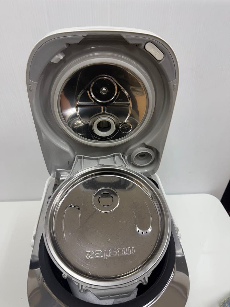 NATIONAL 大火力スチーム5段全面IH炊飯ジャー SR-SW101