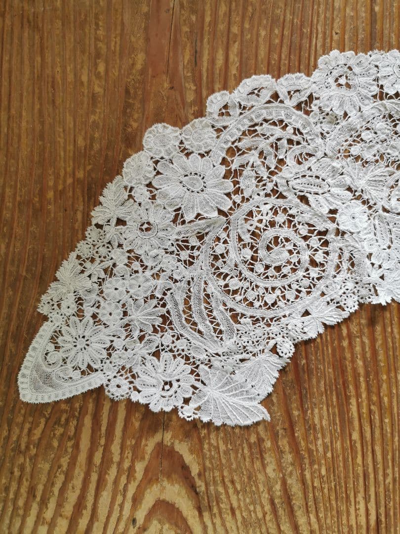 アンティークベルギー ポワンドローズ ブルージュ&デュセスレース付け襟 大型扇用