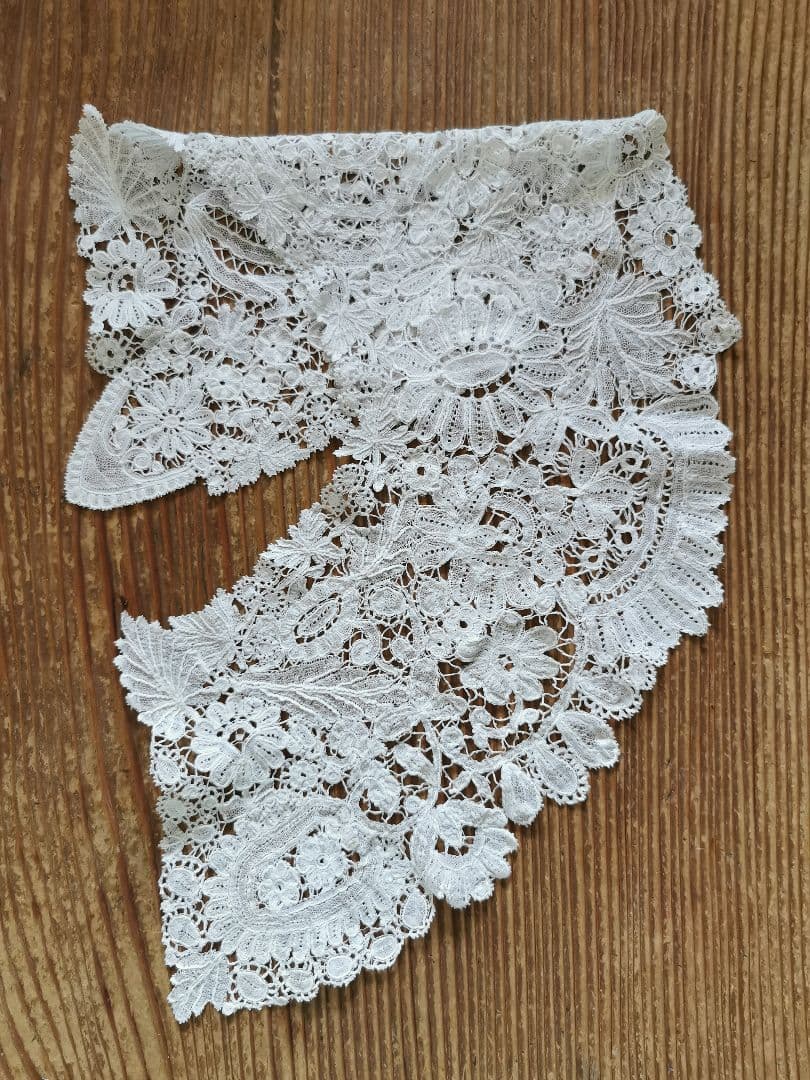 アンティークベルギー ポワンドローズ ブルージュ&デュセスレース付け襟 大型扇用