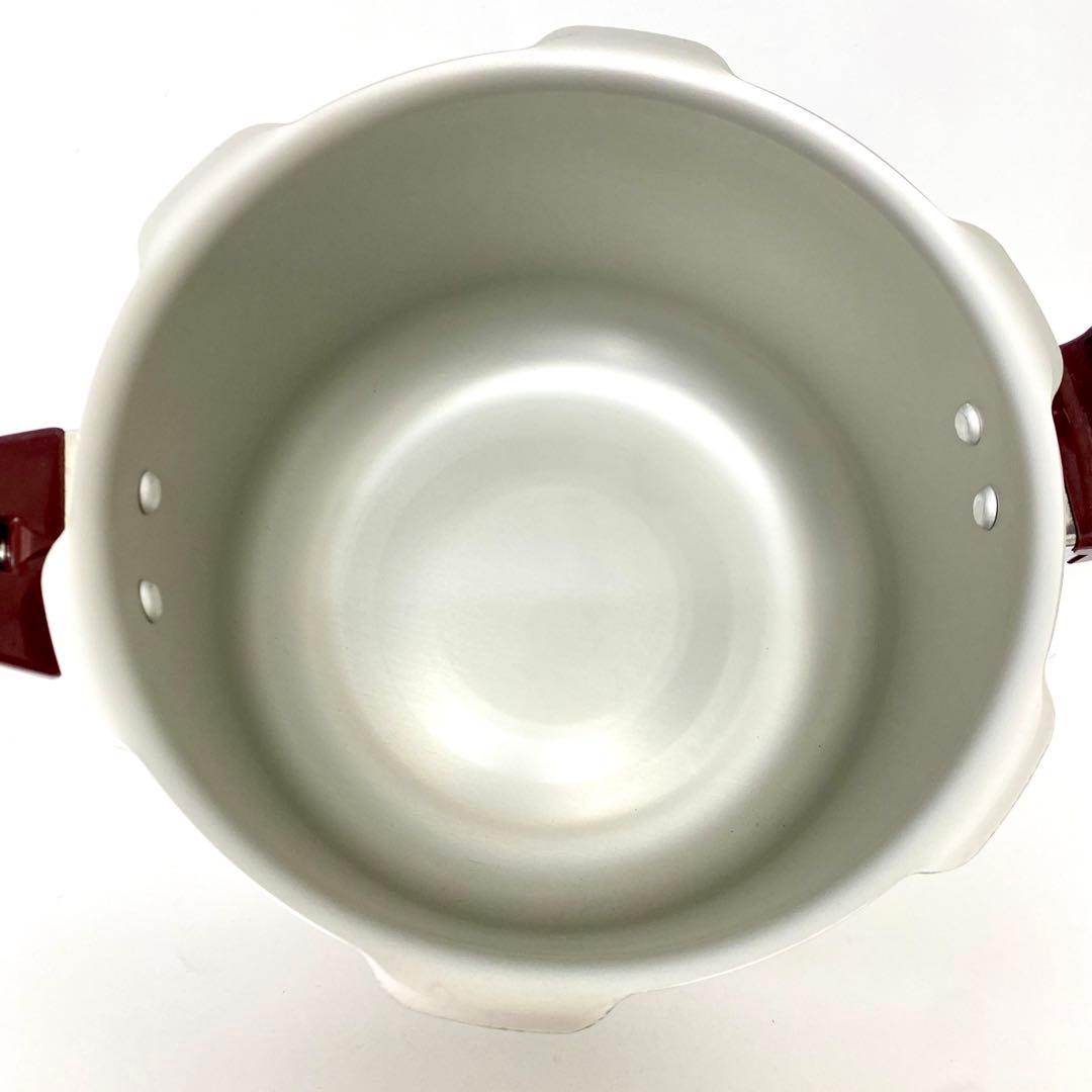E248 未使用品 理研 圧力鍋 片手鍋 こなべちゃん 3L RM 1