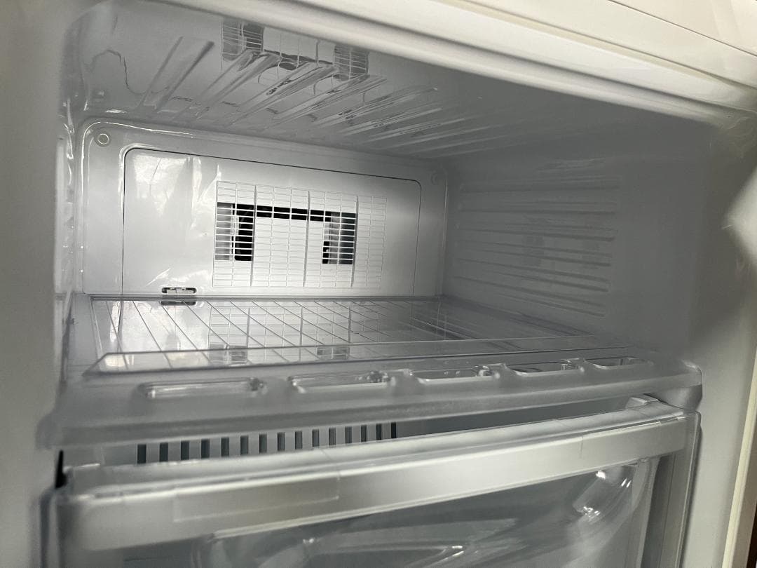 【美品】三菱 冷凍庫 2022年 121L 省エネ 静音 MF-U12H-W