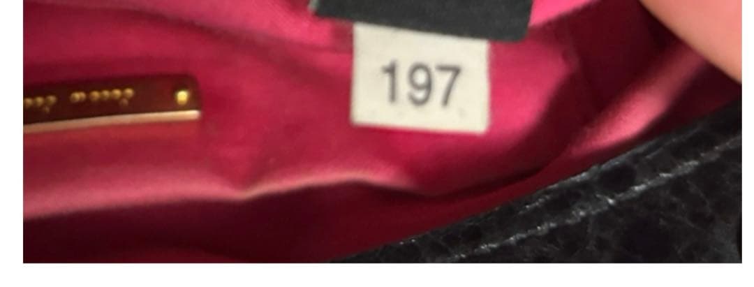 MIUMIU レザー RR1424 ショルダーバッグ