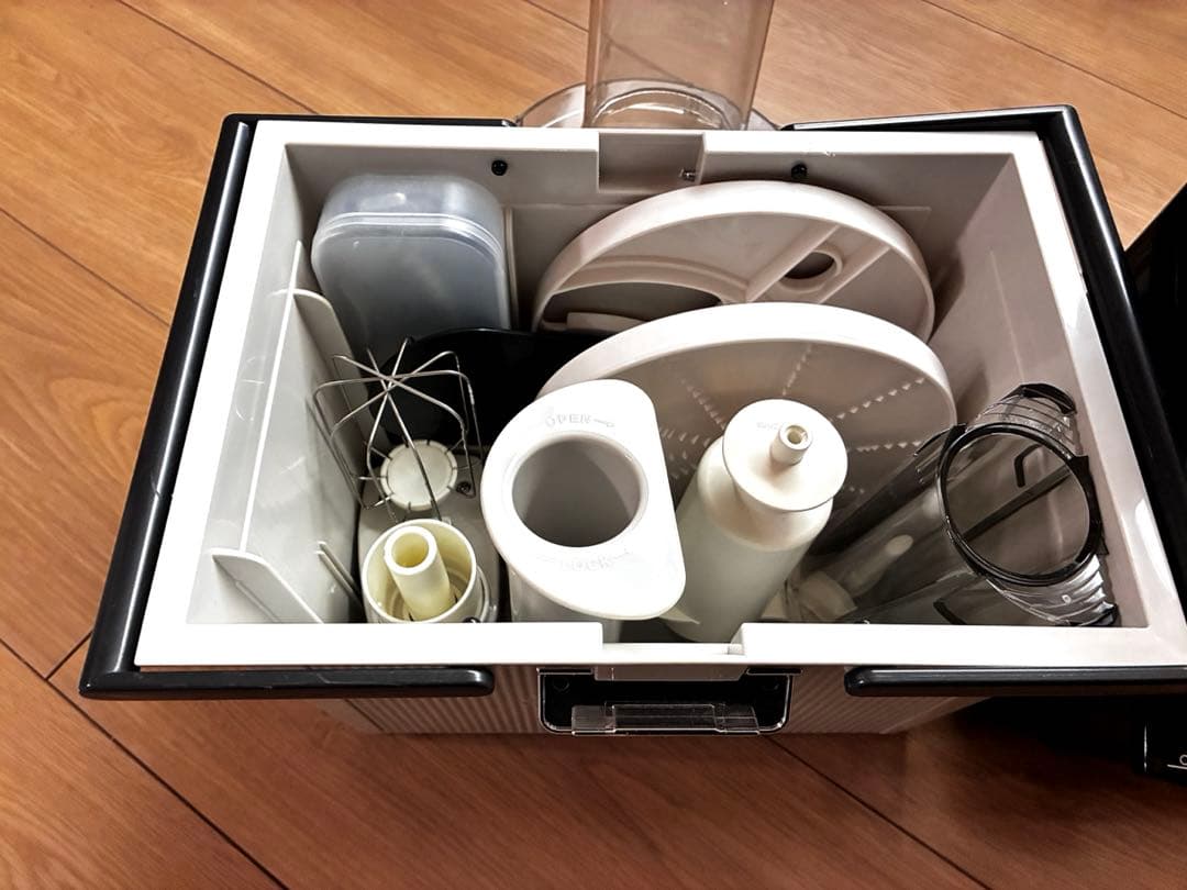 Amway フードプロセッサー 各種アタッチメント付き　284810J