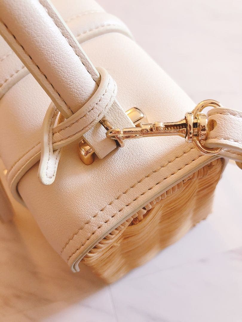 セルフォード　カゴバッグ　ショルダー付き