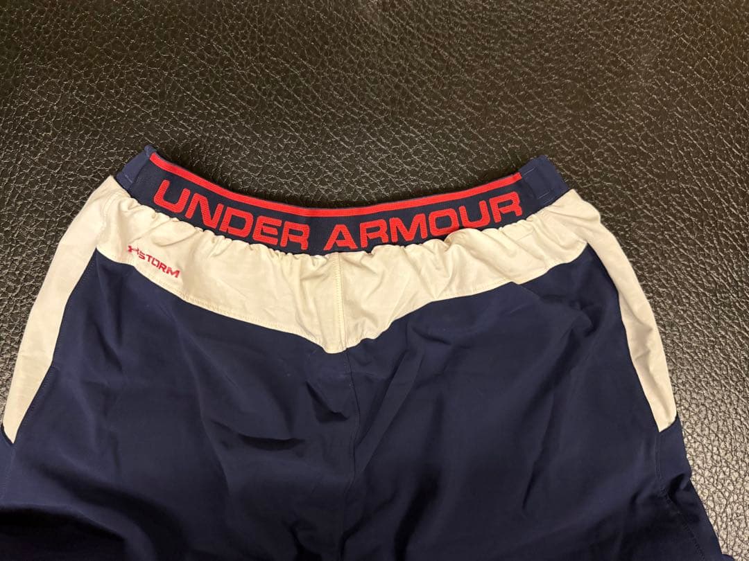 アンダーアーマー UNDER ARMOUR 上下セットアップLGサイズ