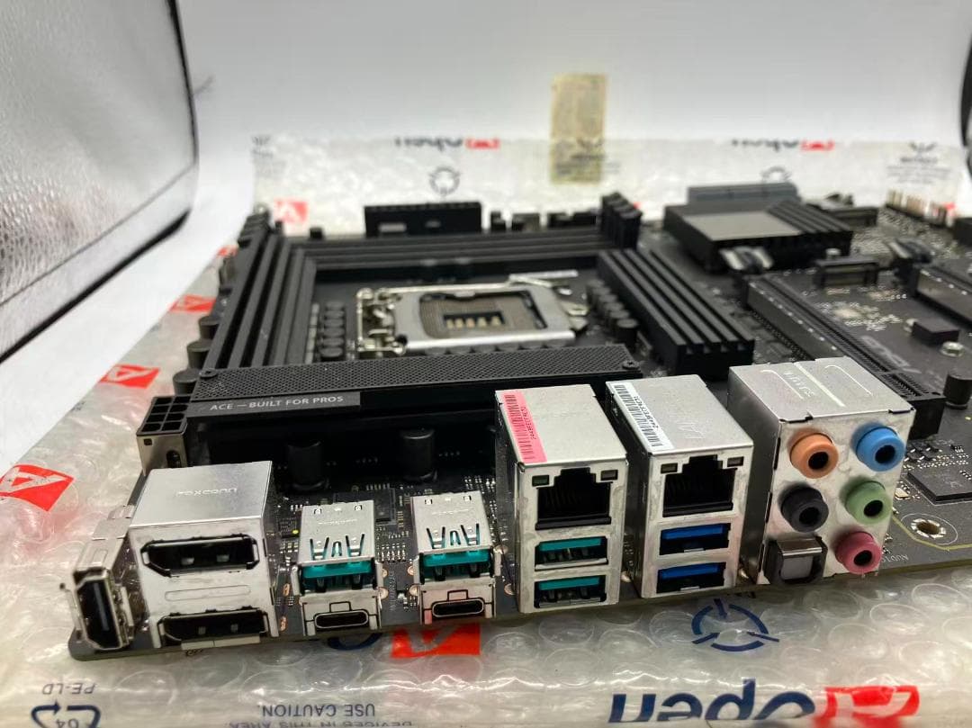 ASUS Pro WS X480-ACE 基板のみ