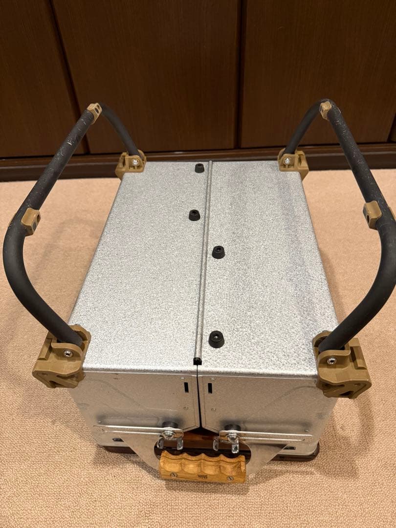 WANTKEYCAMP オマージュ/脚付シェルコン＋ウォルナット×レジン