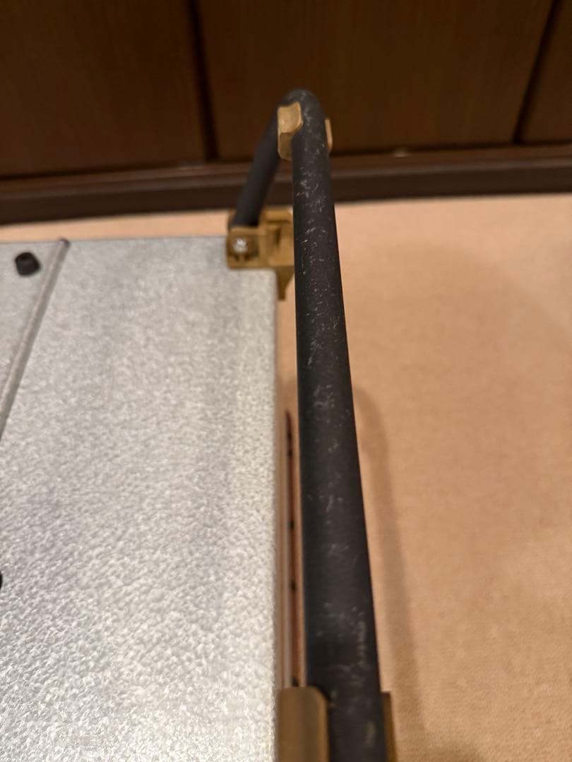 WANTKEYCAMP オマージュ/脚付シェルコン＋ウォルナット×レジン